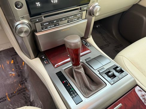 Used 2012 Lexus GX 460 image 35