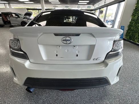 Used 2015 Scion tC image 6