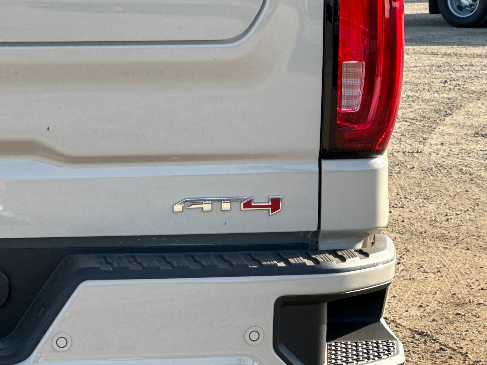 New 2026 GMC Sierra 1500 AT4 w/ AT4 Premium Package AWD/4WD image 23