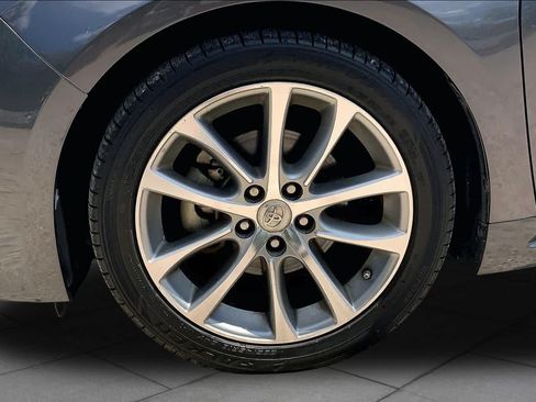 Used 2015 Toyota Avalon XLE Touring FWD image 11