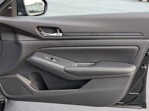 New 2025 Nissan Altima 2.5 SV image 29