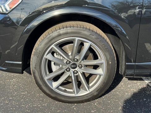 New 2025 Audi Q3 2.0T Premium image 4