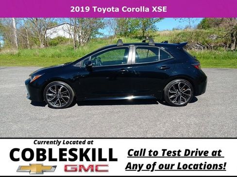 Used 2019 Toyota Corolla XSE FWD image 8