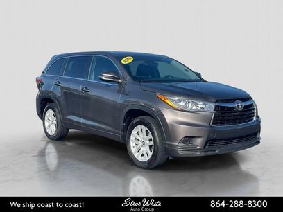 Used 2016 Toyota Highlander LE