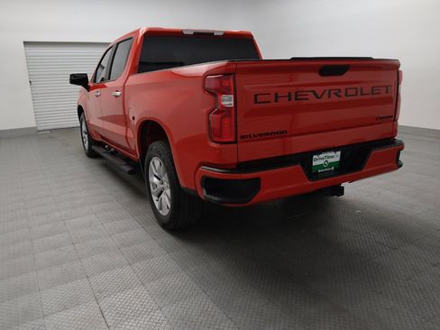 Used 2021 Chevrolet Silverado 1500 Custom w/ LPO, Dark Essentials Package RWD image 5