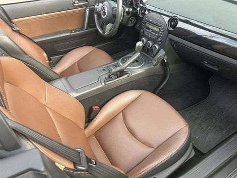 Used 2013 MAZDA MX-5 Miata Grand Touring w/ Premium Pkg image 11