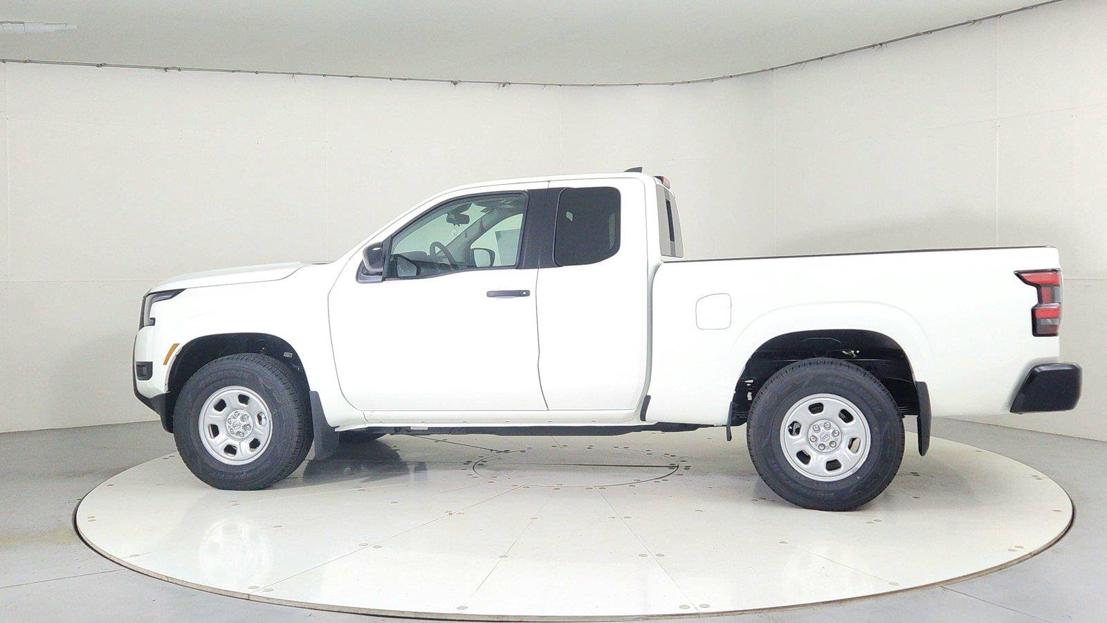 Used 2026 Nissan Frontier S AWD/4WD image 4