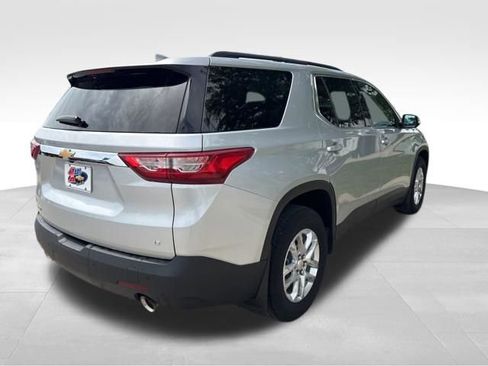 Certified 2020 Chevrolet Traverse LT FWD image 8