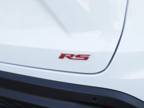 New 2025 Chevrolet Trax RS w/ Sunroof Package image 31