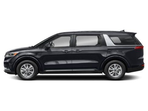 Used 2024 Kia Carnival LX FWD image 3