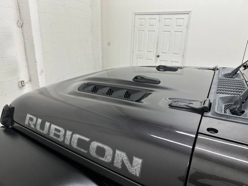 Used 2021 Jeep Wrangler Sport AWD/4WD image 25