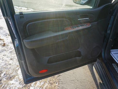 Used 2007 Chevrolet Avalanche LT w/ LT Preferred Equipment Group image 26