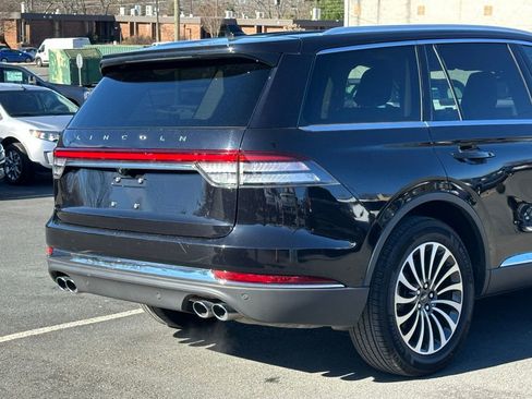 Used 2023 Lincoln Aviator Reserve image 39