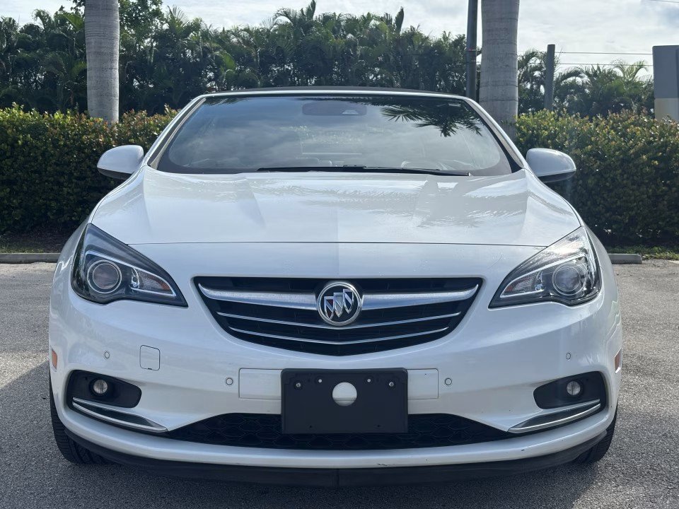 Used 2019 Buick Cascada Premium FWD image 3
