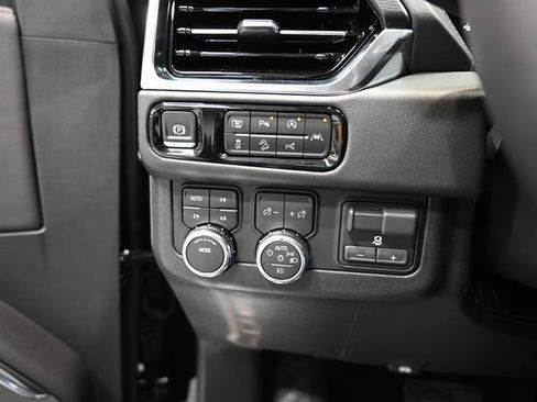 New 2026 GMC Yukon XL Denali w/ Denali Reserve Package image 29