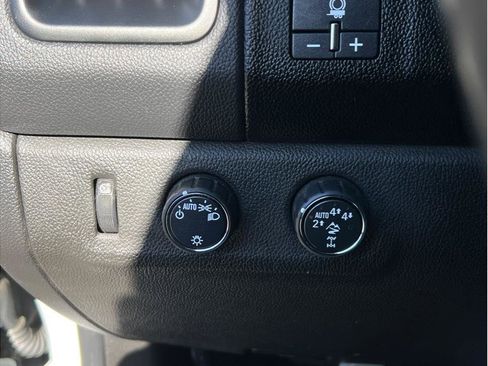 Used 2021 Chevrolet Colorado ZR2 image 17