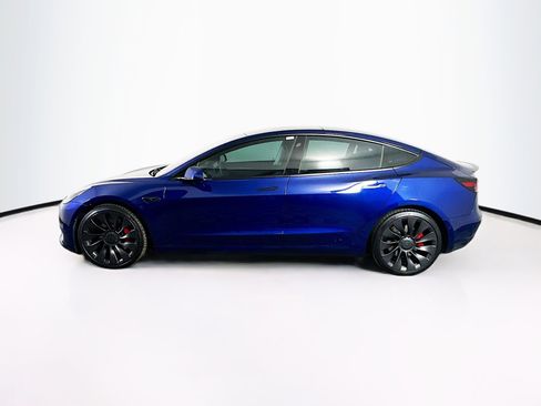 Used 2021 Tesla Model 3 Performance image 4