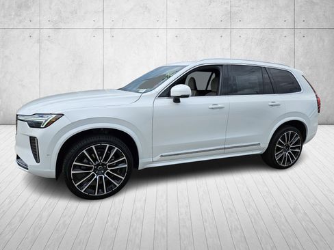 New 2026 Volvo XC90 B6 Plus w/ Protection Package Premier image 3