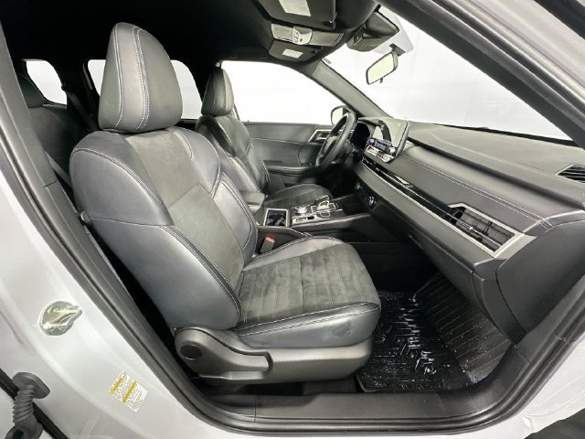 Used 2024 Mitsubishi Outlander SE Black Edition AWD/4WD image 29
