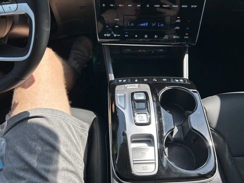 Certified 2024 Hyundai Tucson Limited image 29