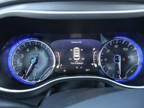 New 2026 Chrysler Pacifica Select image 17