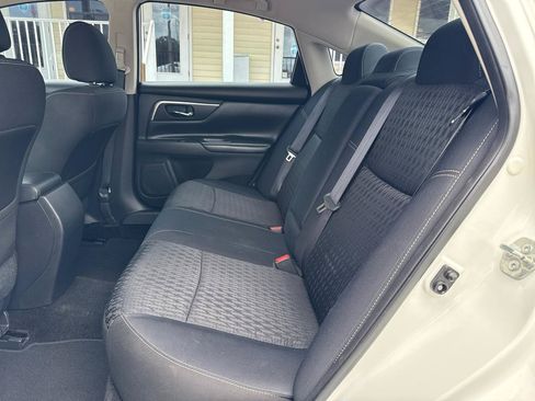 Used 2017 Nissan Altima 2.5 SV FWD image 21