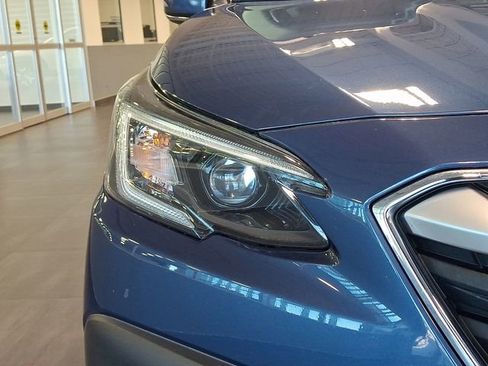 Used 2020 Subaru Outback Premium AWD/4WD image 9