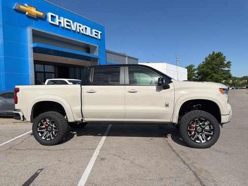 New 2026 Chevrolet Silverado 1500 RST AWD/4WD image 2