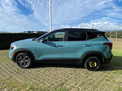 Used 2024 Kia Seltos S AWD/4WD image 4