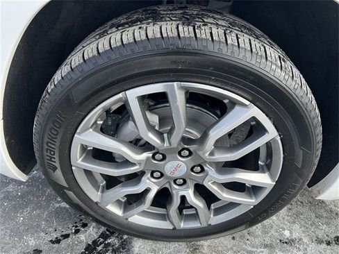 Certified 2022 GMC Terrain Denali w/ LPO, Floor Liner Package image 18