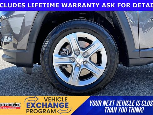 Used 2023 Jeep Compass Sport AWD/4WD image 8