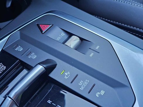 Used 2025 BMW 228i xDrive w/ Premium Package image 38