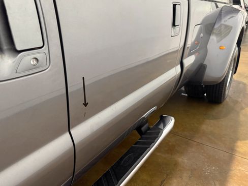 Used 2011 Ford F350 Lariat image 45