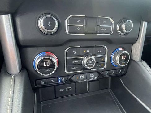 Certified 2021 GMC Yukon SLT AWD/4WD image 19