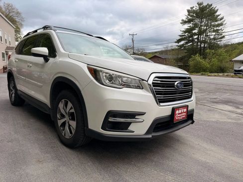 Used 2019 Subaru Ascent Premium AWD/4WD image 3
