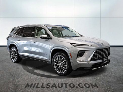 New 2026 Buick Enclave Avenir w/ Super Cruise Package AWD/4WD image 10