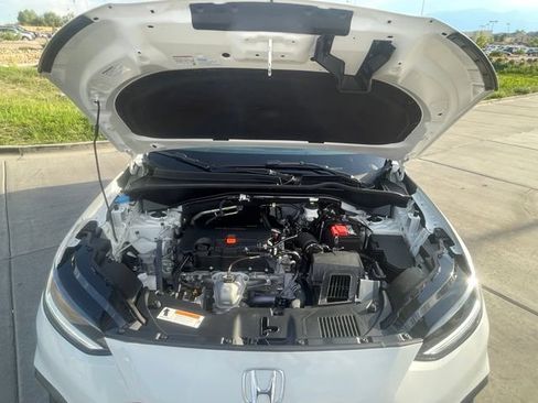 Used 2024 Honda HR-V LX image 34