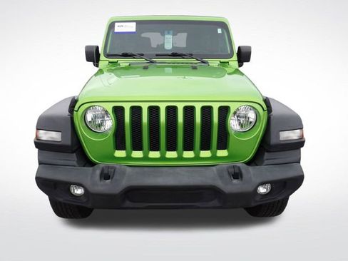 Used 2019 Jeep Wrangler Sport image 2
