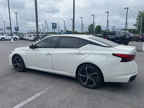 Used 2024 Nissan Altima 2.5 SR FWD image 6