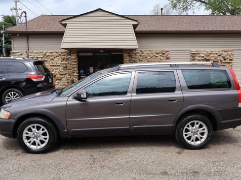 Used 2007 Volvo XC70 AWD/4WD image 5