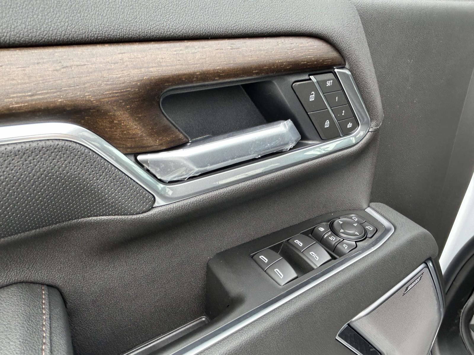 New 2026 Chevrolet Silverado 2500 High Country w/ High Country Premium Package AWD/4WD image 19