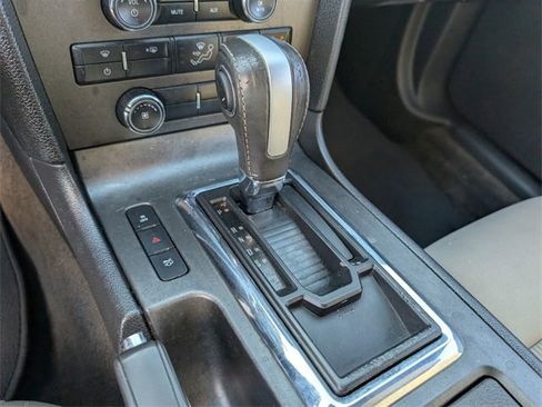 Used 2014 Ford Mustang V6 image 20