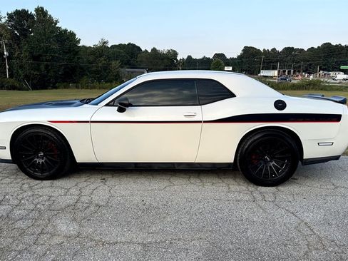 Used 2014 Dodge Challenger R/T Plus image 11