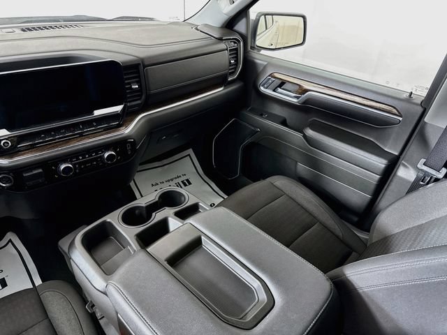 Used 2024 GMC Sierra 1500 SLE w/ Preferred Package AWD/4WD image 23