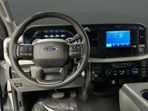 New 2026 Ford F250 XLT image 5