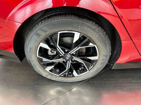 Used 2025 Hyundai Sonata SEL AWD/4WD image 9