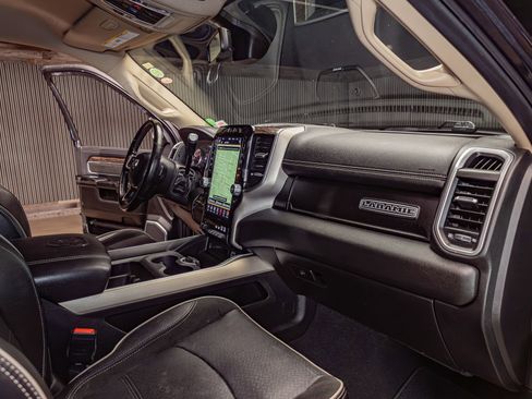 Used 2021 RAM 2500 Laramie AWD/4WD image 14