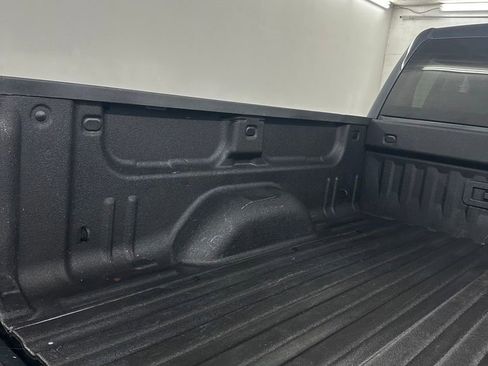 Used 2018 GMC Sierra 1500 SLT w/ SLT Premium Package image 25