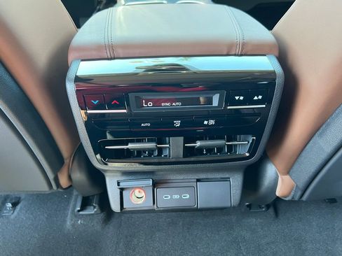 Used 2026 Acura MDX w/ Technology Package image 21