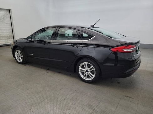 Used 2018 Ford Fusion S image 3